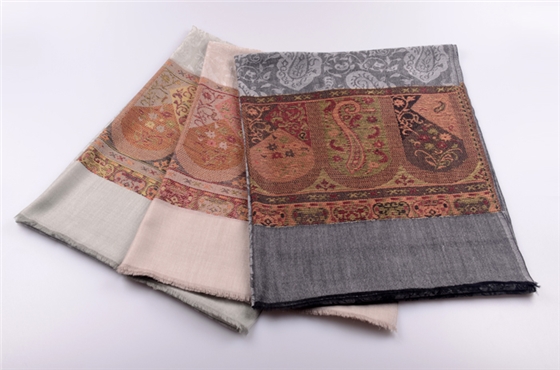 羊絨圍巾 提花圍巾 腰果花披肩