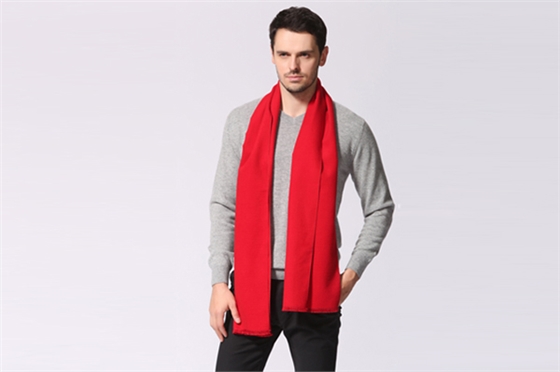 年會(huì)紅圍巾