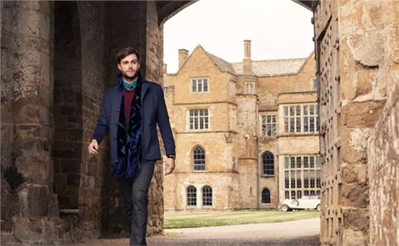 男士商務(wù)圍巾