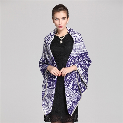 女士青花瓷披肩