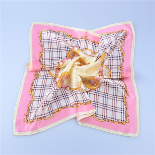 素縐緞印花方巾