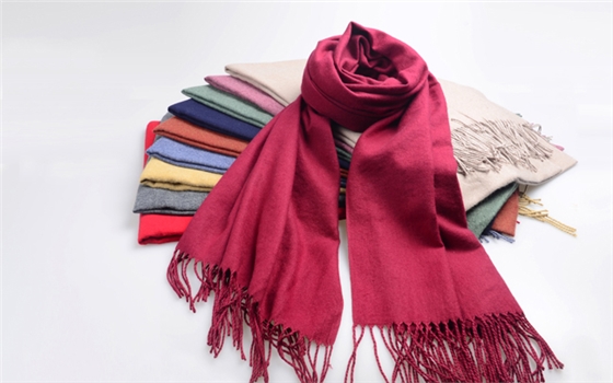 毛毯供應(yīng),找好的毯子廠家 羊毛毯圖