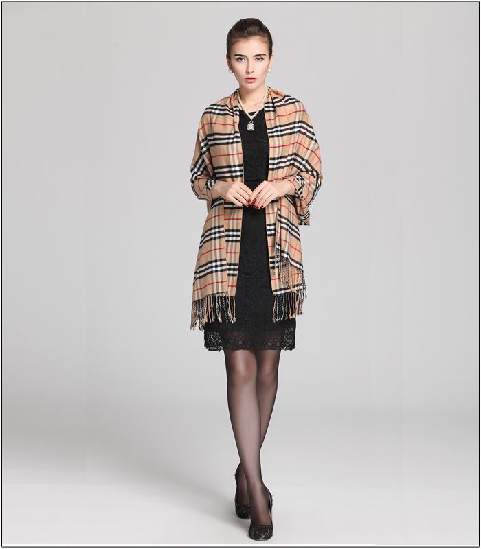 經(jīng)典格子披肩 拉絨披肩 披肩定制 經(jīng)典格子披肩 拉絨披肩 披肩定制