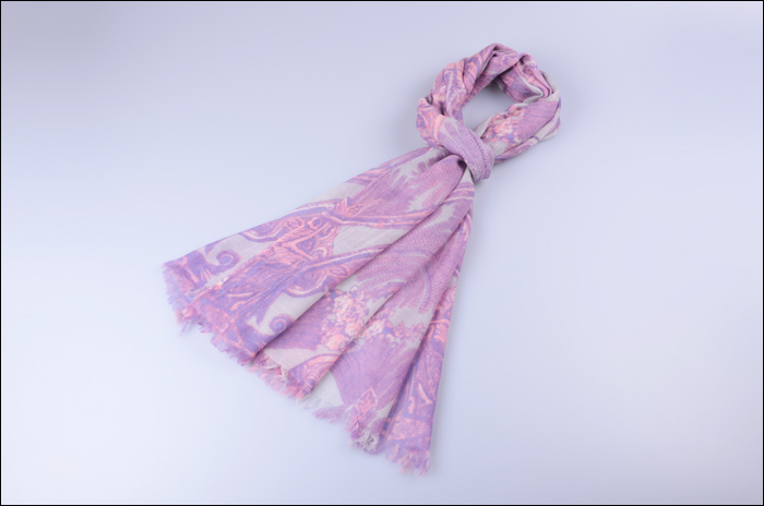 羊絨圍巾 印花圍巾 圍巾批發(fā) 女士圍巾 羊絨圍巾 印花圍巾 圍巾批發(fā) 女士圍巾