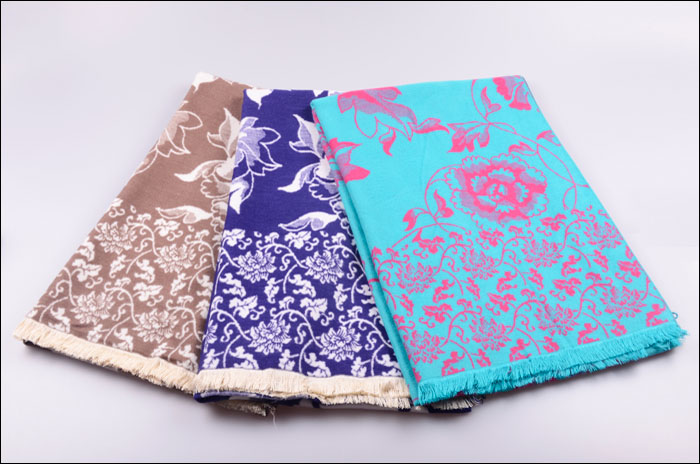 提花披肩 拉絨披肩 女士披肩批發(fā) 提花披肩 拉絨披肩 女士披肩批發(fā)