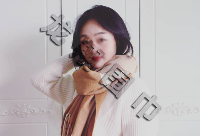 圍巾上身效果圖