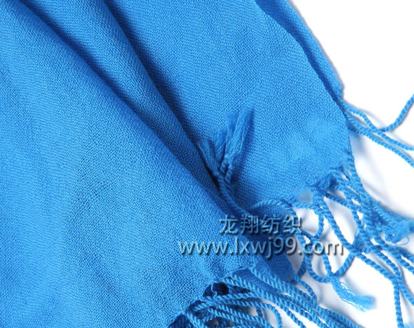 淺藍色男士圍巾