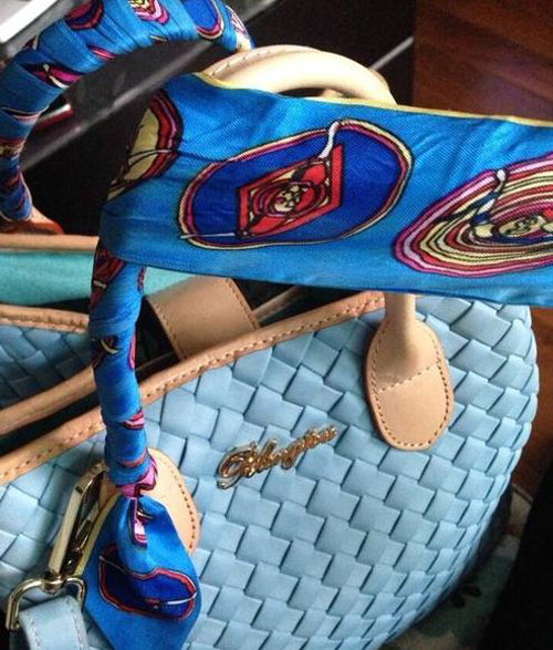 調節絲巾長短 調節絲巾長短