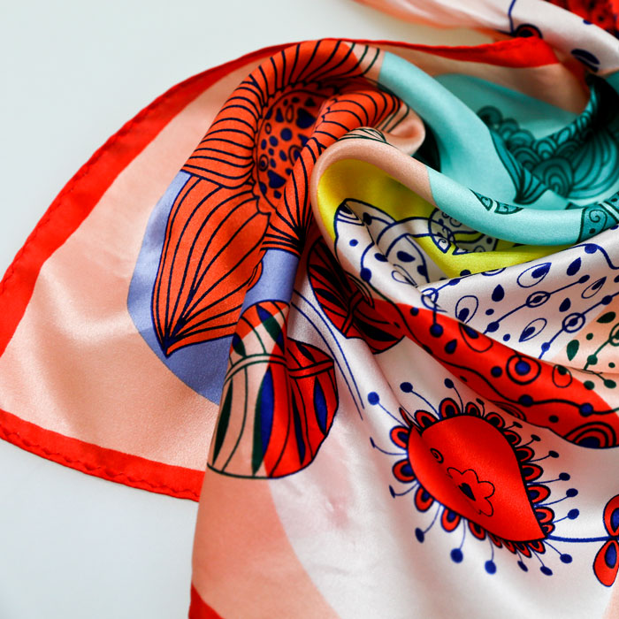 鳥(niǎo)語(yǔ)花香小方巾細(xì)節(jié)圖