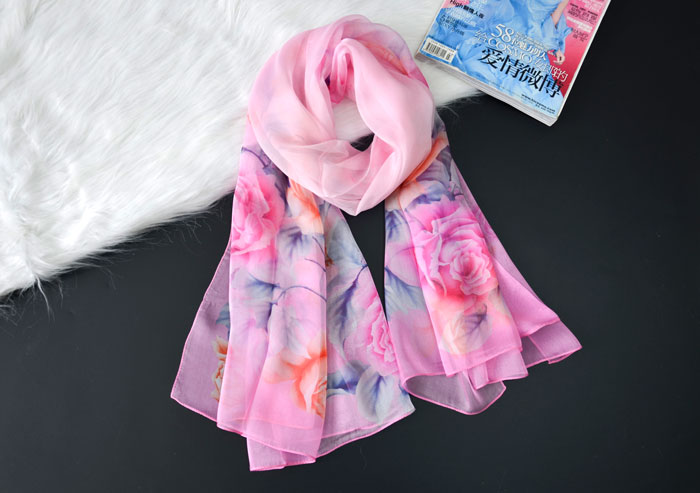 春暖花開絲巾細(xì)節(jié)圖 春暖花開絲巾細(xì)節(jié)圖