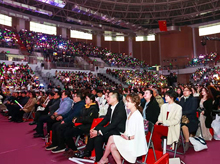 龍翔為董欣集團定制年會羊毛圍巾禮品 龍翔為董欣集團定制年會羊毛圍巾禮品