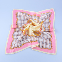 素縐緞印花方巾 素縐緞印花方巾