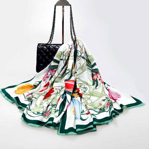 繁花似錦絲巾 繁花似錦絲巾